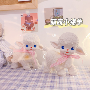 可爱日本vintage昭和小羊摆件娃娃胶皮复古白少女拍摄道具送丝带