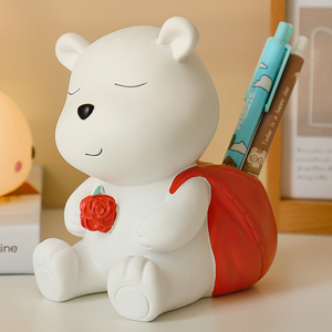 创意小熊笔筒摆件办公室桌面装饰书房摆设生日礼物可爱治愈小物件