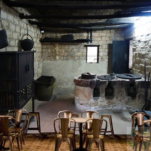 复古农村老房子老灶台3d壁画柴火灶土菜馆农家菜壁纸复古怀旧墙纸