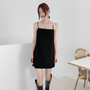 partysu韩国代购连衣裙女秋季新款显瘦纯色气质时尚吊带裙bd2984