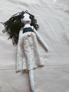 性感恐怖女娃小女鬼手工布艺玩偶公仔妈妈布娃娃棉麻布密室逃脱