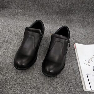 春秋新款 女鞋大码真皮圆头侧拉链粗跟单鞋黑色舒适百搭妈妈鞋 de