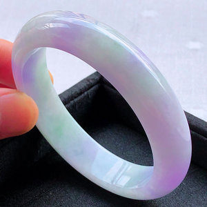 冰紫飘花翡翠手镯