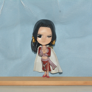 现货 日版散货 海贼王 q版女帝 公仔人偶模型手办摆件