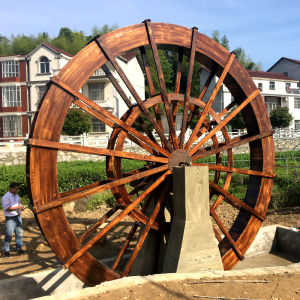 定制防腐木水车实木大型旋转水车电动水车碳化木户外景观脚踏水车