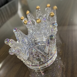 小皇冠置物托公主仙女ins风美妆蛋收纳架水晶玻璃摆件烛台粉扑架