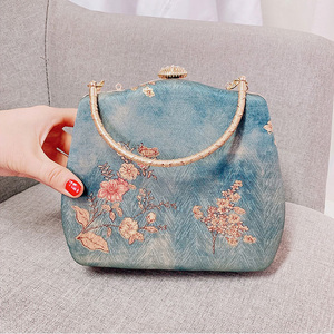 古风刺绣手提小包女汉服斜挎民国风名媛复古百搭配旗袍的包包手拎