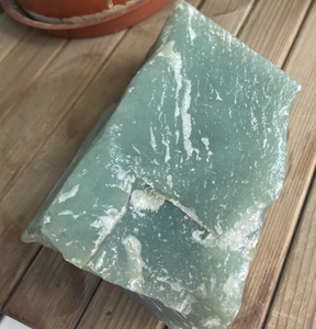 新疆和田玉山料且末蓝调青玉山流水清爽干净毛料原石手串器皿料