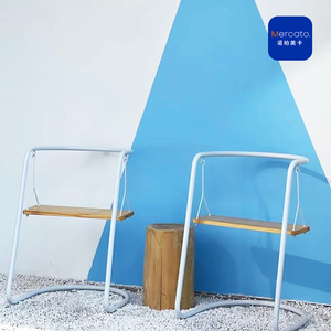 网红咖啡店拍照打卡区桌椅组合奶茶饮品烘琣店休闲椅门口小摇椅