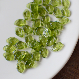 捷克进口琉璃玻璃珠 复古绿色树叶散珠 手工diy饰品配件材料10颗