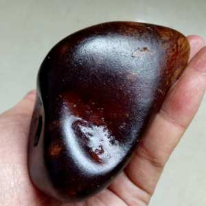 320g新疆和田红玉籽料原石红沁和田玉独籽饱满手把件原皮