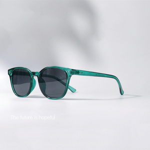 独特孔雀绿色太阳眼镜极简风格百搭不调脸型可配近视简简单单墨镜
