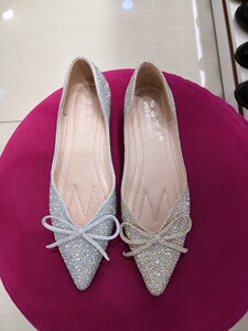 雨茜公主烫钻满天星平跟浅口瓢鞋