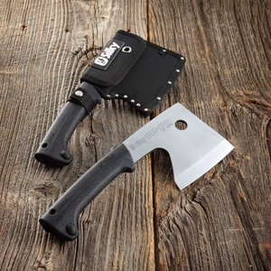 【生存装备超市】日本进口红狐狸斧头 户外野营伐木便携斧 生存斧