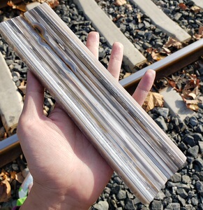 法库战国红玛瑙手把件非洲南红玛瑙镇纸镇尺千层板玛瑙摆件