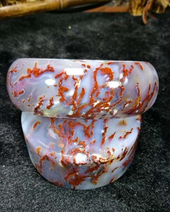 阜新水草玛瑙手镯阜新血丝红水草战国红草花玛瑙手镯圈口60.6mm