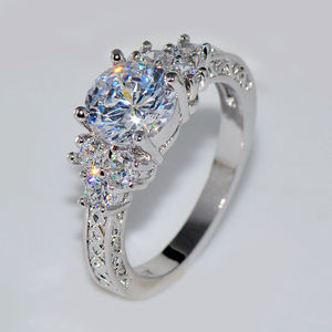 Young Ebay热卖钻石手饰 欧美首饰饰品 高档八心八箭锆石订婚戒指