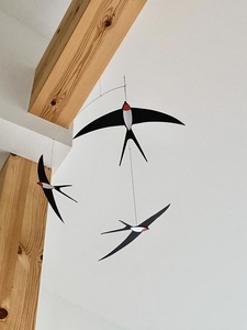 丹麦燕子空中平衡挂饰无声风铃飞翔小鸟幼儿园环创室内装饰礼物