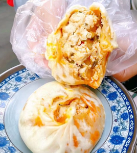 建德蟹黄豆腐大包 5个 大包子馅料饱满 现扒蟹黄放进豆腐肉末包里