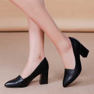 夏季新款特大码女鞋41一43高跟单鞋40丫丫胖脚宽肥潮胖妹妹42百搭