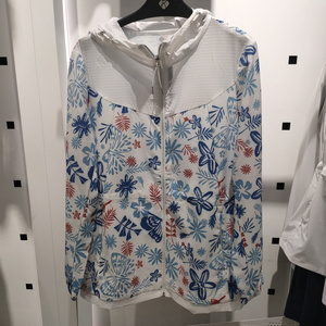 三星rapido雳霹道22夏女印花柔软连帽防晒衣cp2439j44p