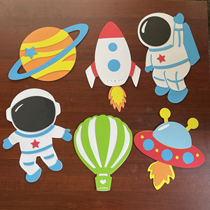 小学教室黑板报材料热气球宇航员太空火箭科技主题星球飞碟泡沫贴