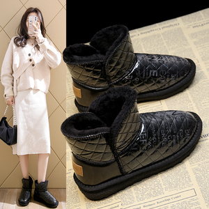 雪地靴女短筒银色