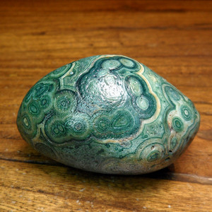 戈壁玛瑙绿眼睛石