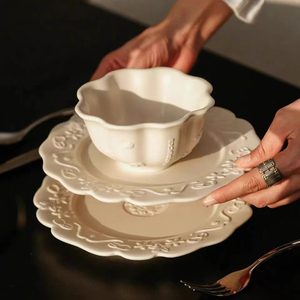 星巴克法式优雅ins风星动简雅浮雕奶白陶瓷碗碟套组创意家具礼物