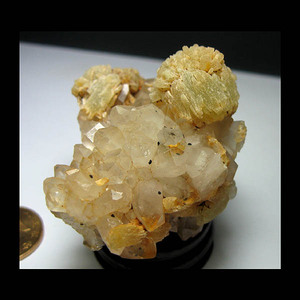 矿标pr9121g7球形葡萄石 水晶(5.5cm91g)hedenbergite*xo