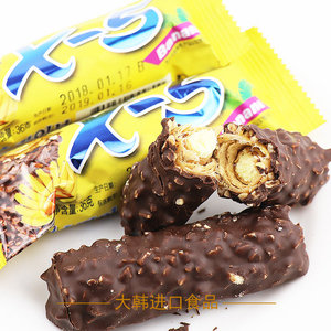 韩国进口休零食品三进x5香蕉味果仁巧克力棒夹心巧克力棒36g