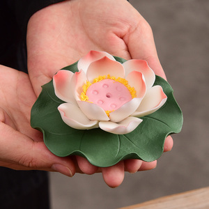 陶瓷茶宠摆件精品手工线香插莲花托牡丹薰炉迷你家用供奉檀沉炉座