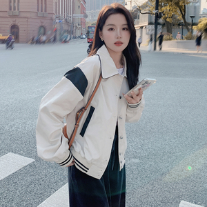 棒球服女短款米色