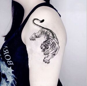 下山虎防水纹身贴黑灰半壁老虎小腿大图下山虎纹身贴男女逼真防汗