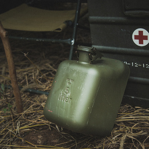 瑞典军版5l油桶进口防爆安全油罐野营露营户外自驾越野车备用油箱