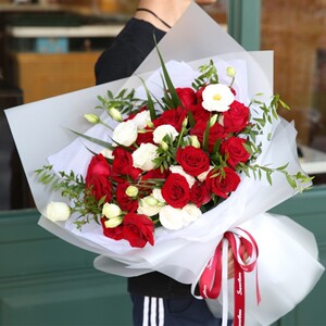 唐山圣诞平安夜礼物红玫瑰花束遵化迁安迁西滦县鲜花速递同城花店