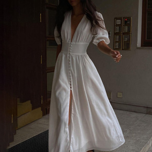 欧美ins度假风女神白色连衣裙 设计感泡泡袖显瘦气质修身开叉长裙