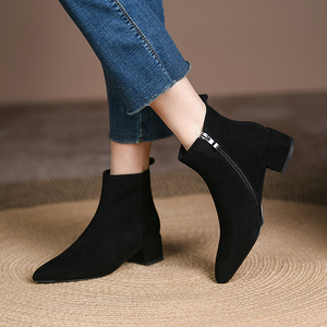 tb2492306058淘宝2022秋冬新款靴子欧货女鞋潮后拉链反毛皮水台坡跟