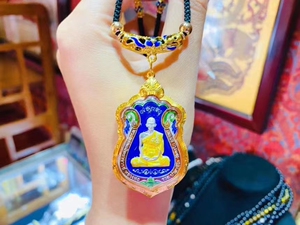 张云雷同款泰国佛牌