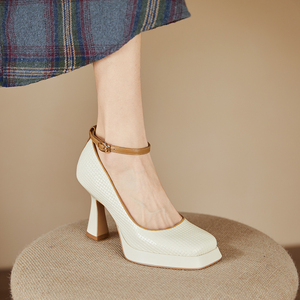 单鞋女粗跟百搭绑带