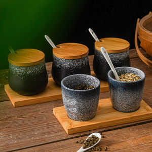 日式陶瓷调味罐带勺盖创意水缸形油盐辣椒罐组合套装家用酒店餐厅