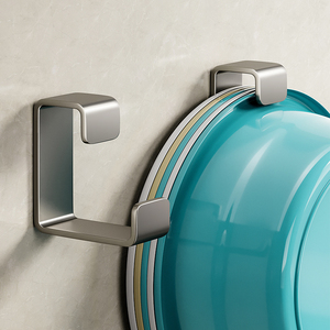 不锈钢脸盆挂钩免打孔卫生间盆子收纳架洗澡浴盆浴室厕所挂盆神器