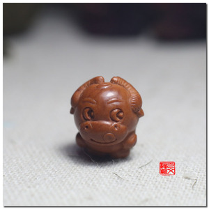 野生龙纹桃核雕刻精品十二生肖牛卡通q版宝宝成人手链圆雕单籽