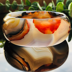 福源巴西玛瑙特色罕见老花料冰底三色满圈象形妖孽镯收藏品56mm