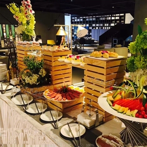 自助餐婚庆实木森系茶歇摆台冷餐糕点心架寿司甜品台宴会展示层架