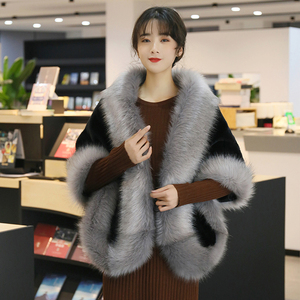 日本zd皮草披肩外套女2022新款仿水貂毛狐狸毛领礼服旗袍斗篷加厚