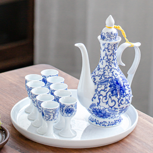 青花瓷酒具古风酒壶仿古陶瓷白酒杯中式高脚杯家用分酒器酒盅套装