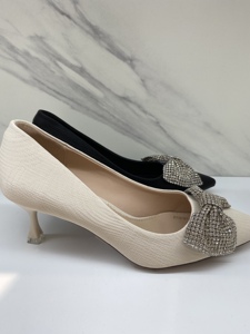 丝柏兰女鞋尖头