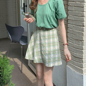 绿色格子半身裙日系学生减龄小个子高腰显腿长a字裙牛油果绿短裙