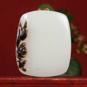 【玉浩缘】俄罗斯籽料羊脂白玉俏色雕花精美吉祥挂件 顺丰包邮